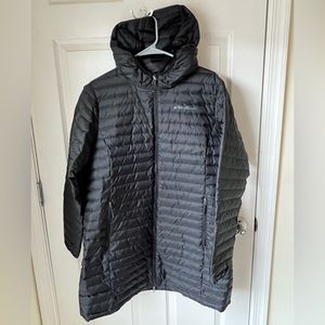 Eddie Bauer Women’s Microlight Traveler Down Parka